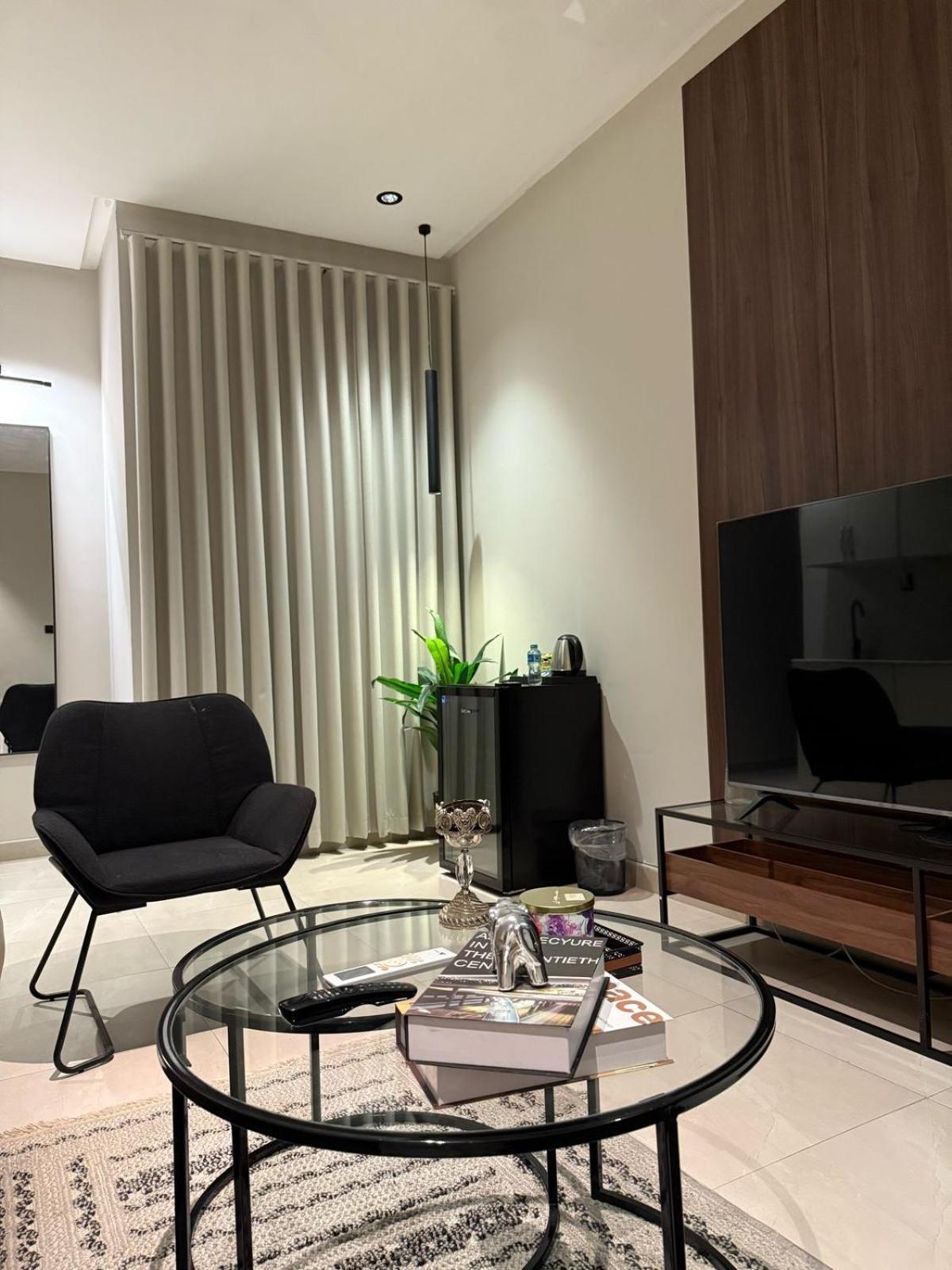 إفيرست النرجس الذاتية Riyadh